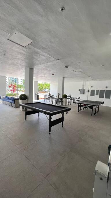 Sunny Isles Beach Spacious Apartment Exteriér fotografie