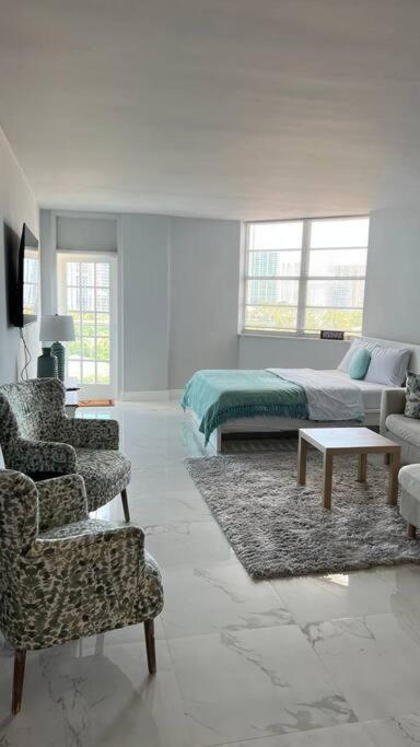 Sunny Isles Beach Spacious Apartment Exteriér fotografie