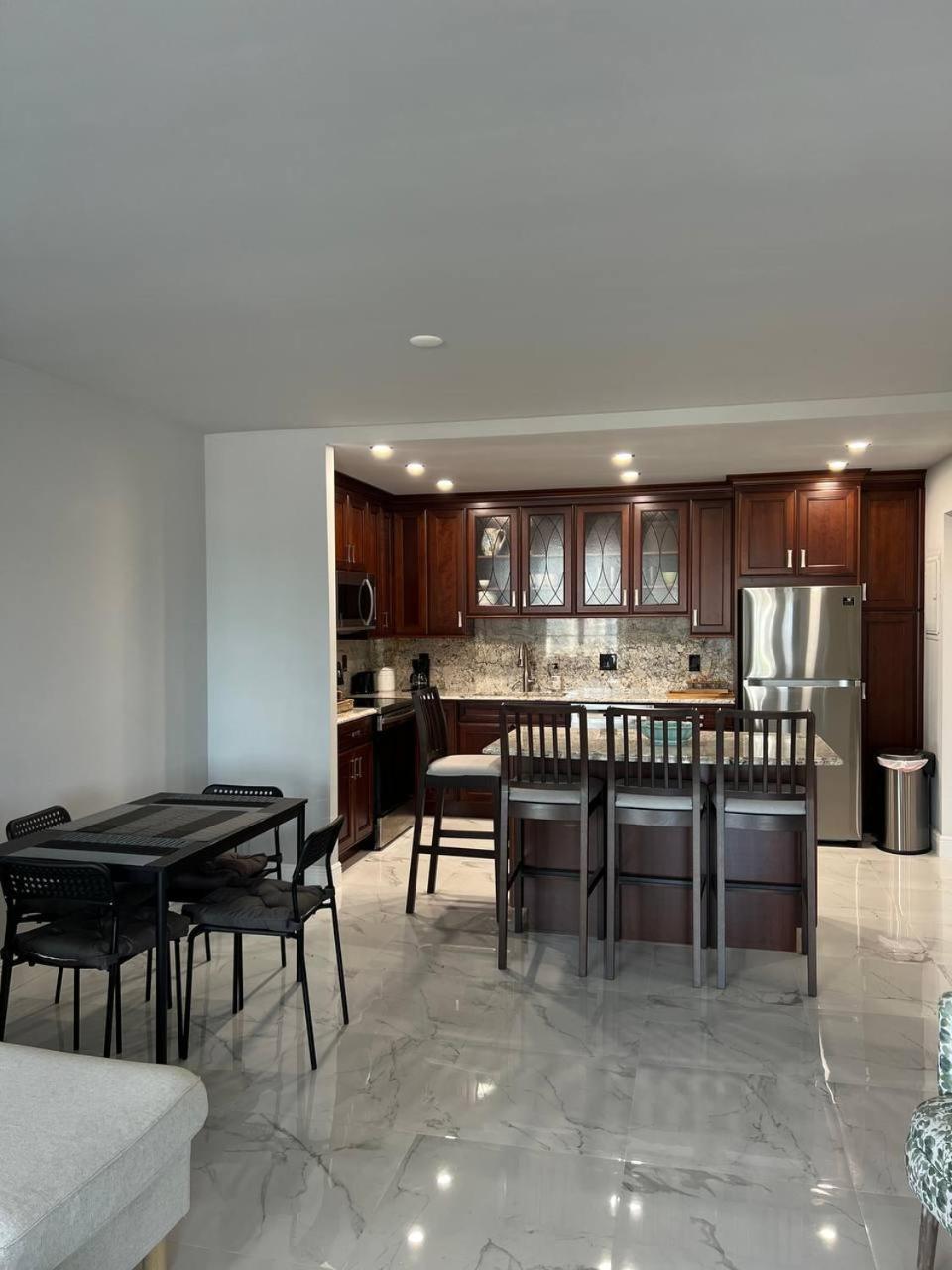 Sunny Isles Beach Spacious Apartment Exteriér fotografie